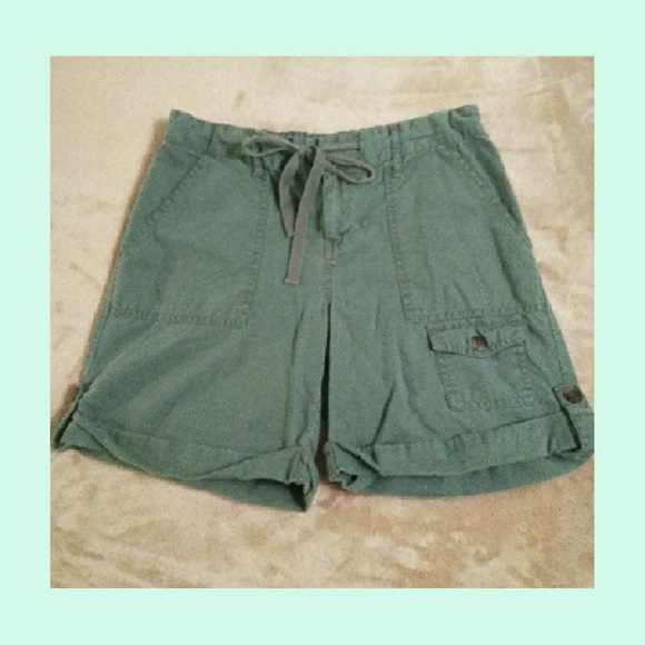 Faded Glory Pants - 🌺FADED GLORY GREEN SHORTS